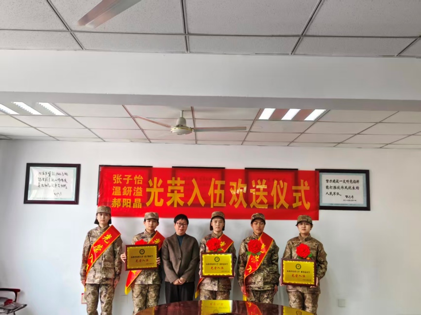 说明: https://img.xiumi.us/xmi/ua/4m5Ge/i/d60763422e609fa0a86085725aebb377-sz_756819.jpg