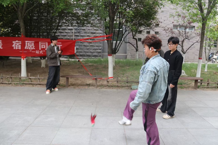 说明: https://img.xiumi.us/xmi/ua/4m5Ge/i/9cb21b6bf5f44c3692bd042280841472-sz_352579.jpg