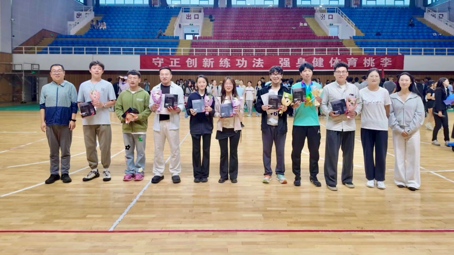 说明: https://img.xiumi.us/xmi/ua/4m5Ge/i/d5e10255b713f967c3aecc96dc4f4cab-sz_566681.jpg