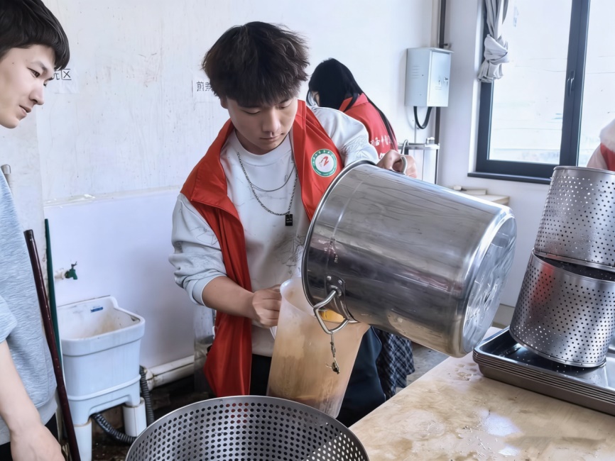说明: https://img.xiumi.us/xmi/ua/4m5Ge/i/931912380be9aafb67e5b94f8495eaa8-sz_2986033.jpg?x-oss-process=style/xmwx